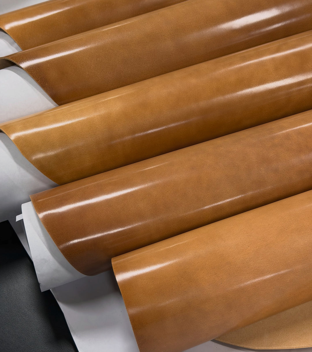 コタロー Glazed Natural Shell Cordovan- Rocado – a leatherstore
